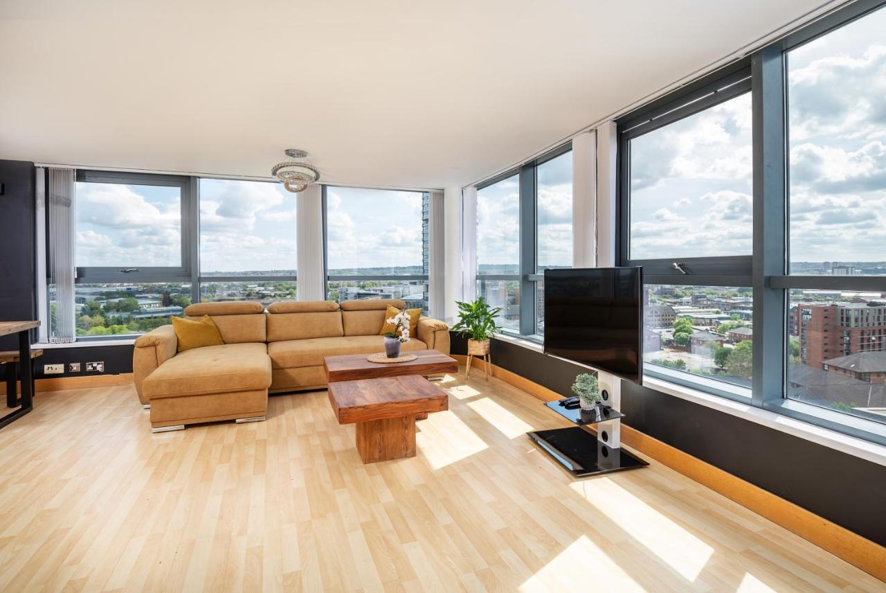Leeds Most Stunning Penthouse! - Sleeps 8 Appartement Buitenkant foto