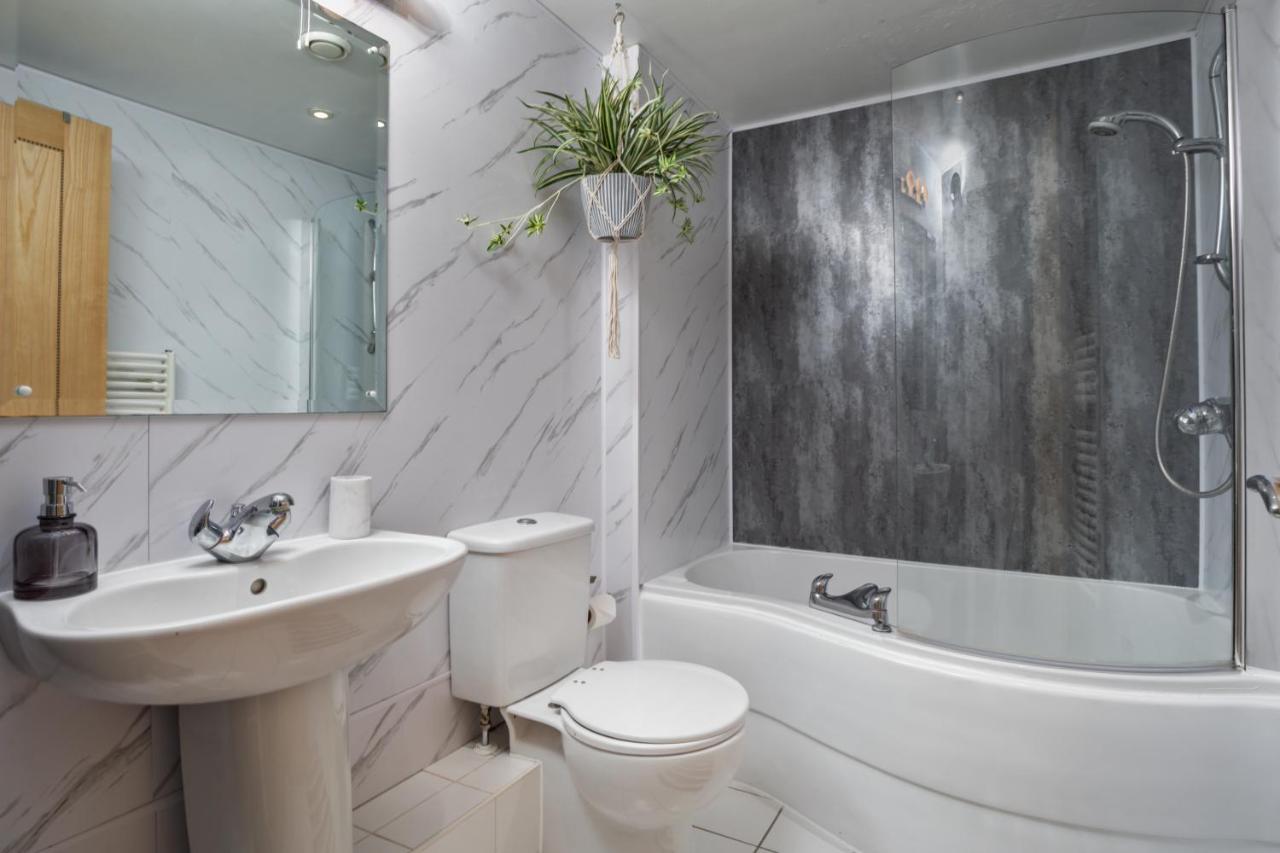Leeds Most Stunning Penthouse! - Sleeps 8 Appartement Buitenkant foto